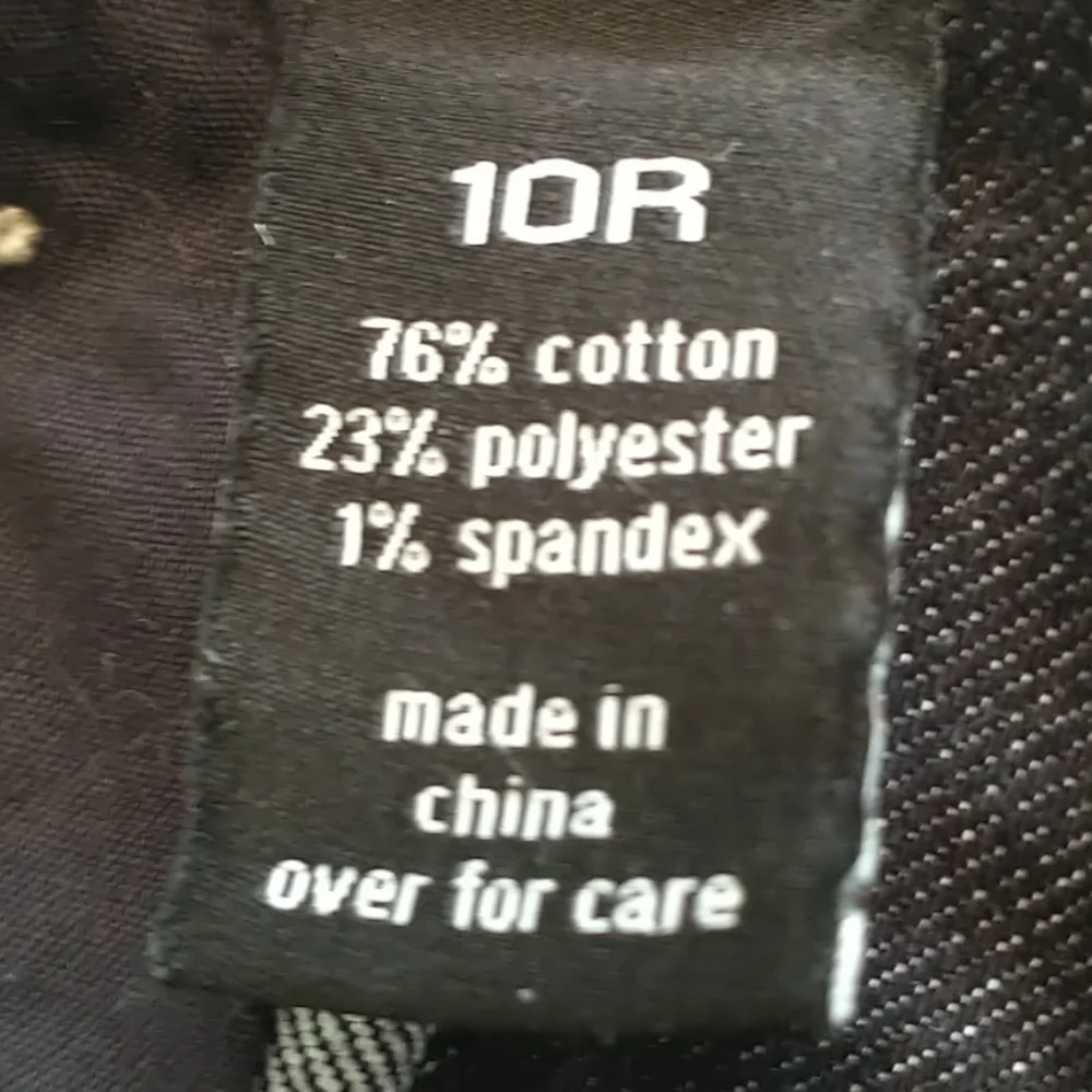 The Limited‎ jeans